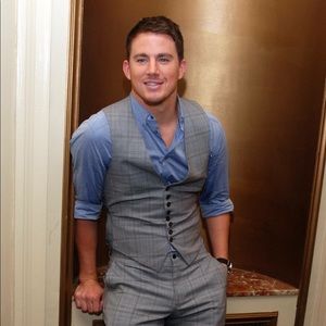 Meet your Posher, Latisha